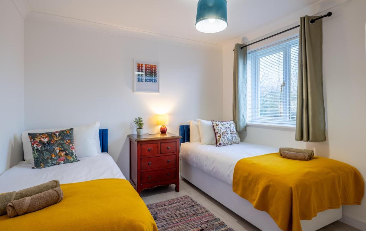 Holiday home Beautiful House In South Cambridge, 14-min Drive To The Centre, Free Parking, No Sofabeds, Sleeps 6 Cambridge (Cambridgeshire)