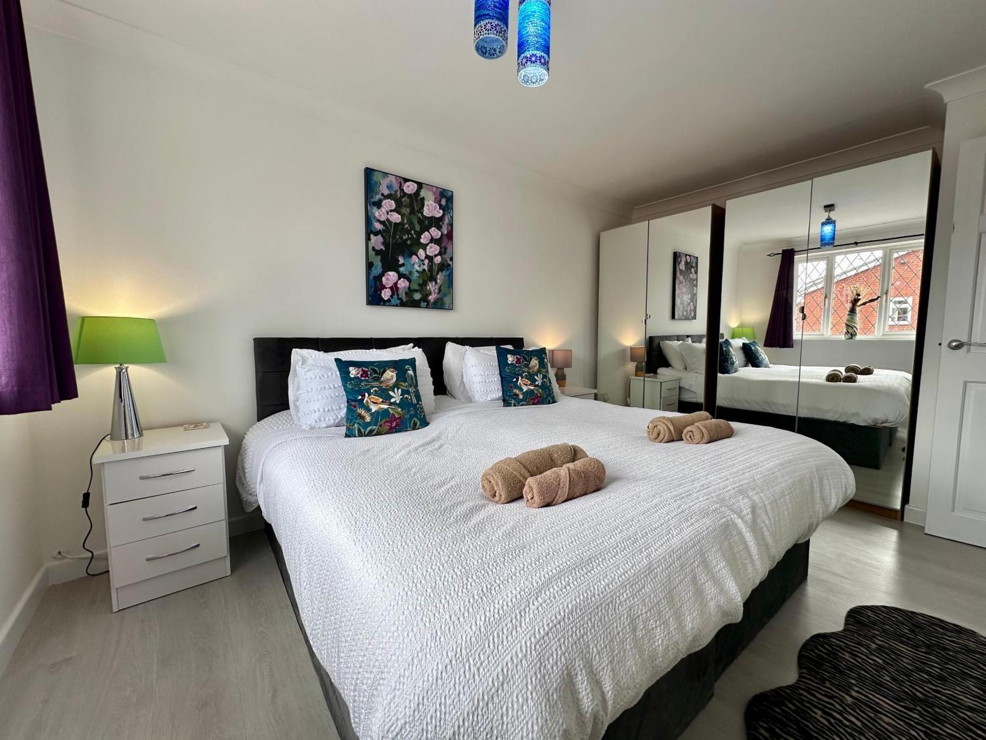 Holiday home Beautiful House In South Cambridge, 14-min Drive To The Centre, Free Parking, No Sofabeds, Sleeps 6 Cambridge (Cambridgeshire)